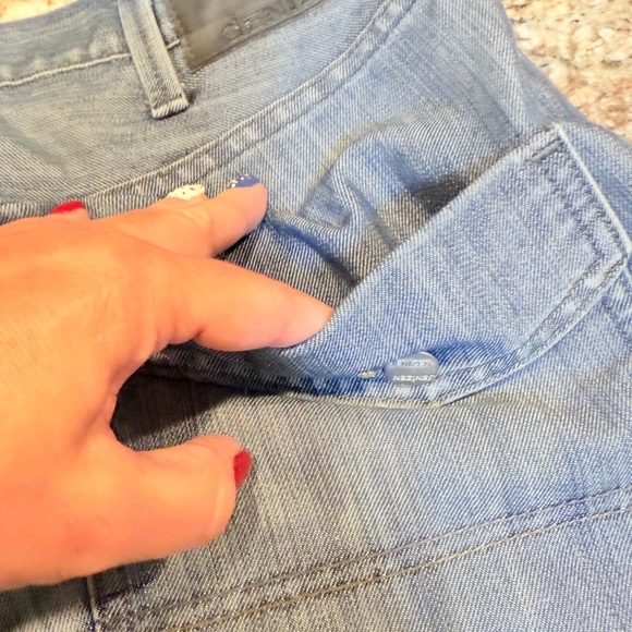 Men’s Denizen Levi's Blue Slim Straight Jeans Classic Denim Style 38x32 - Picture 4 of 12